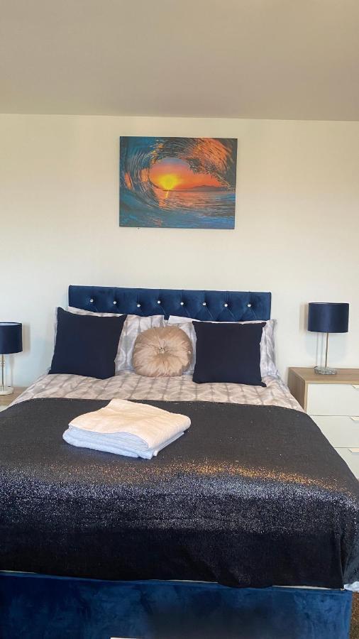 Bv Cosy Studio Eleven At Deighton Huddersfield Apartment ภายนอก รูปภาพ